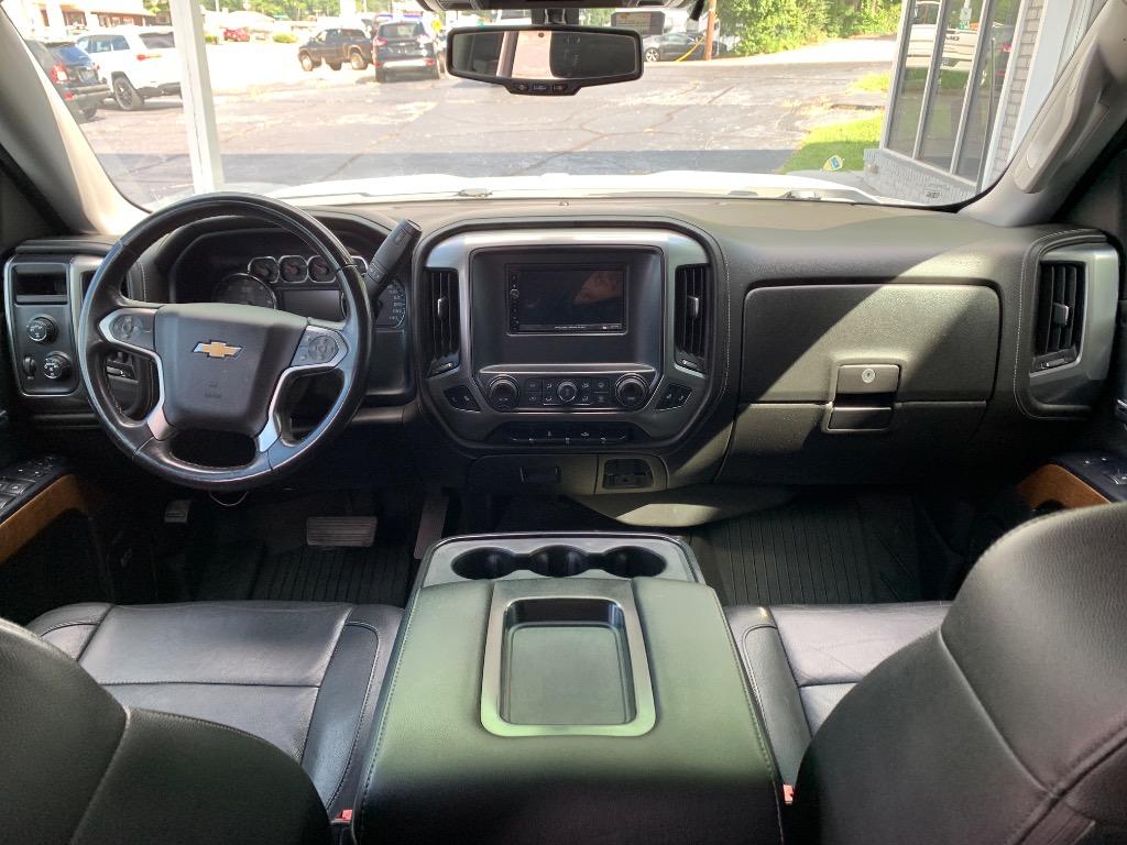 2017 Chevrolet Silverado 1500 LTZ - Photo 9