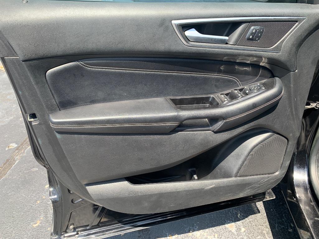 2016 Ford Edge Titanium - Photo 12